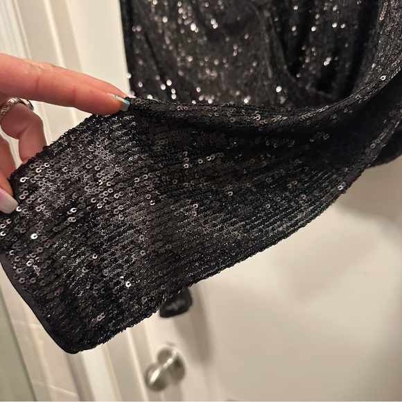H&M Black Sequin Long Sleeve Sheer Crop Top - Picture 9 of 11